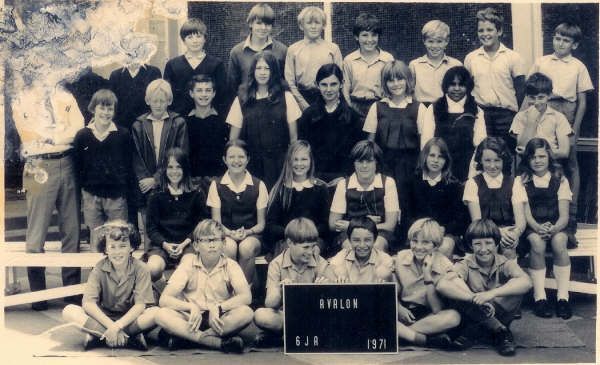 class6ja1971avalonpublicschool.jpg